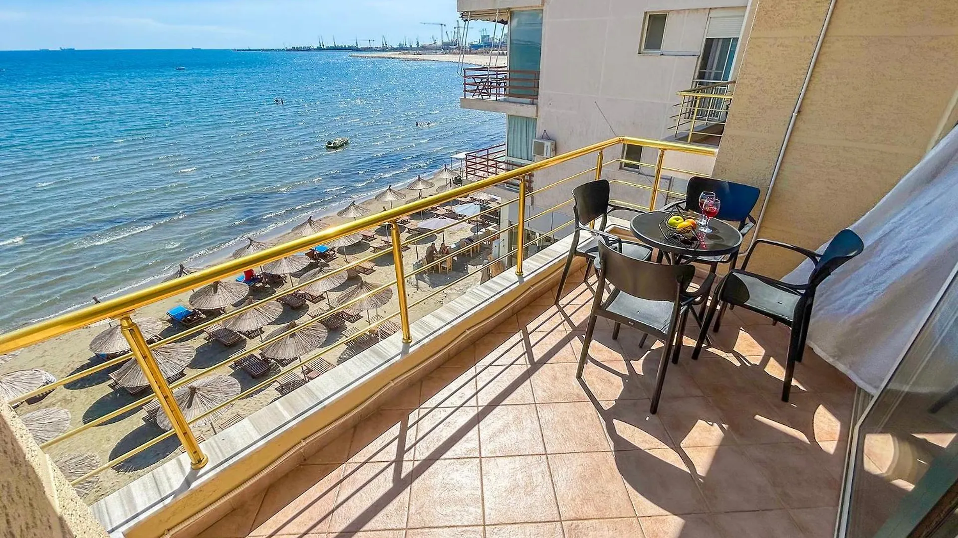 Oceanfront Oasis 770 Apartment Durres 0*,