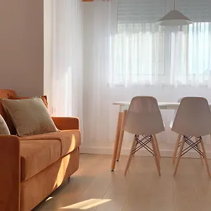 Colorful By The Sea - 1 Min From The Beach Durrës